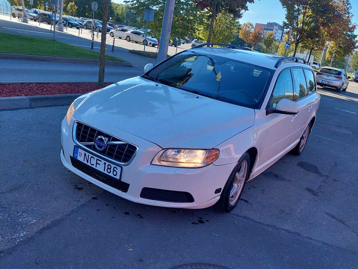 Volvo V70 nuoma Klaipėdoje
